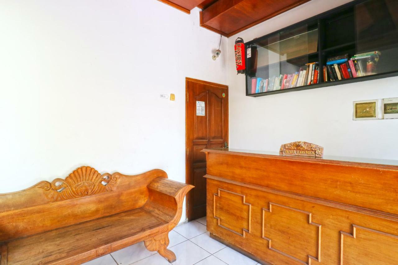 Inada Losmen Wisma tamu Seminyak (Bali)